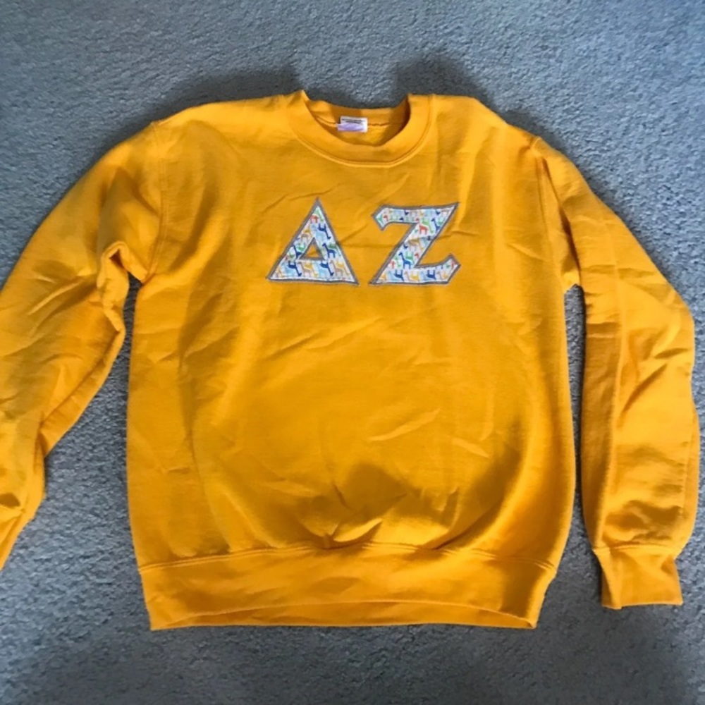 Delta Zeta Giraffe Crewneck Letters